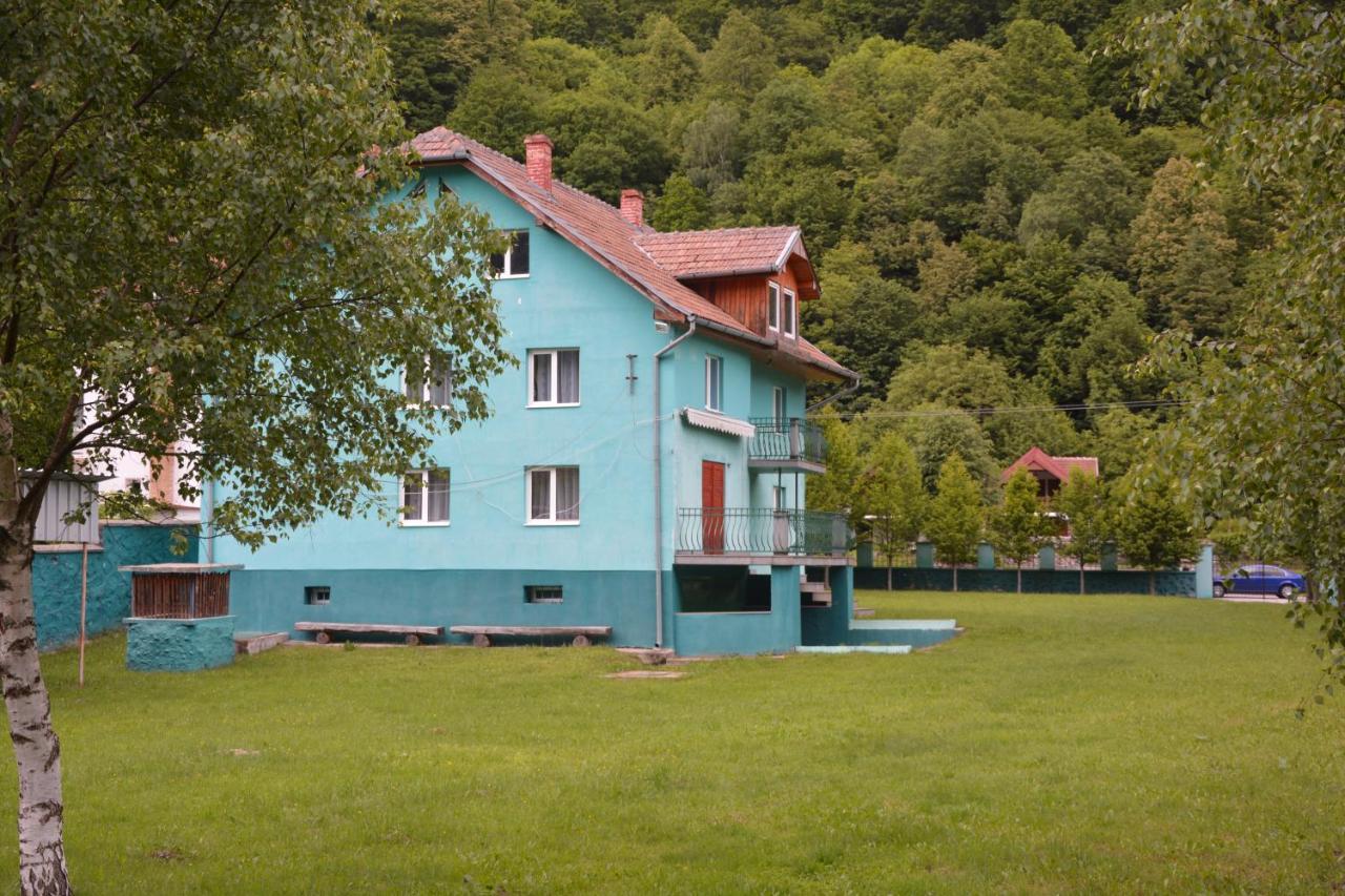 Casa Verde Hotel Rîu de Mori Eksteriør billede